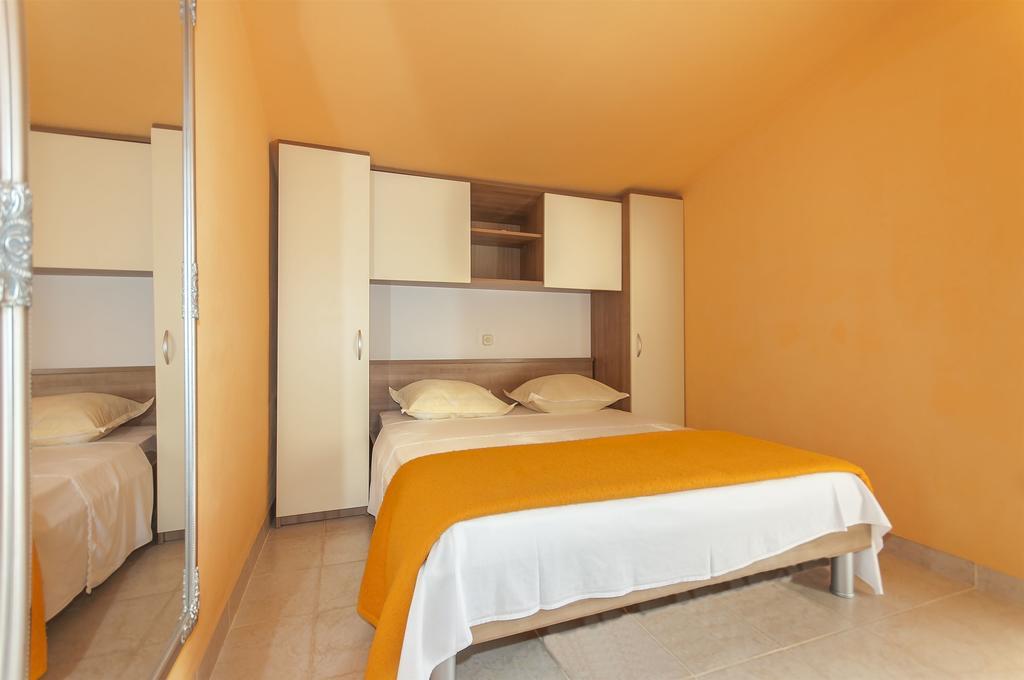 Apartments Luca Rogoznica  Dış mekan fotoğraf
